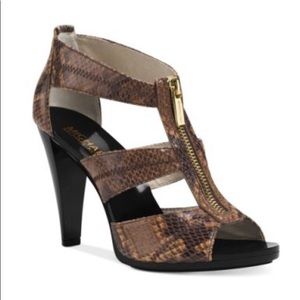 NIB Michael Kors Berkley Embossed Leather T Strap